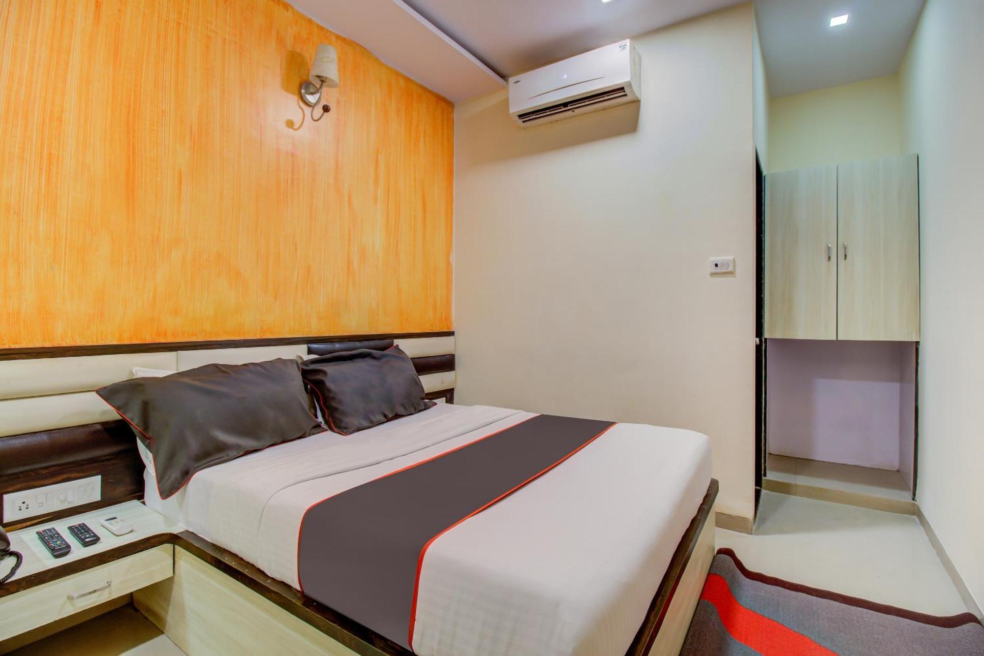 Collection O Golden Tulipz Boutique Hotel Bombaim Exterior foto